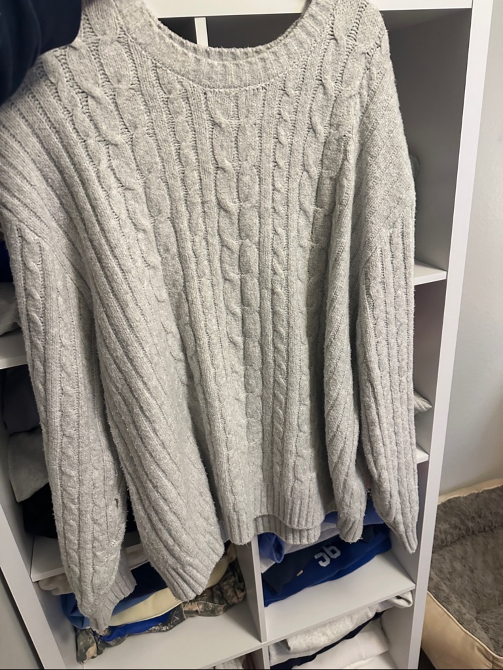 Hollister Women's Light Heather Gray Cable Crewneck Sweater